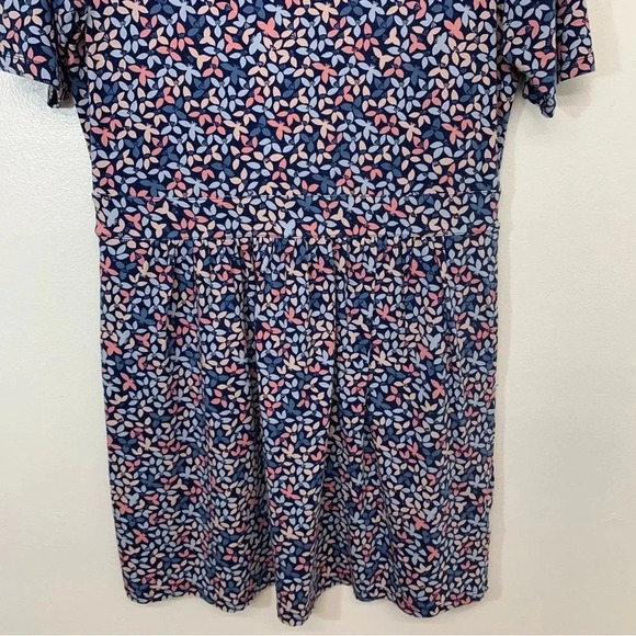 Lands End Dress Medium Petite  Jersey Knit Sheath Pastel Blue Knee Length Pocket - Picture 3 of 10